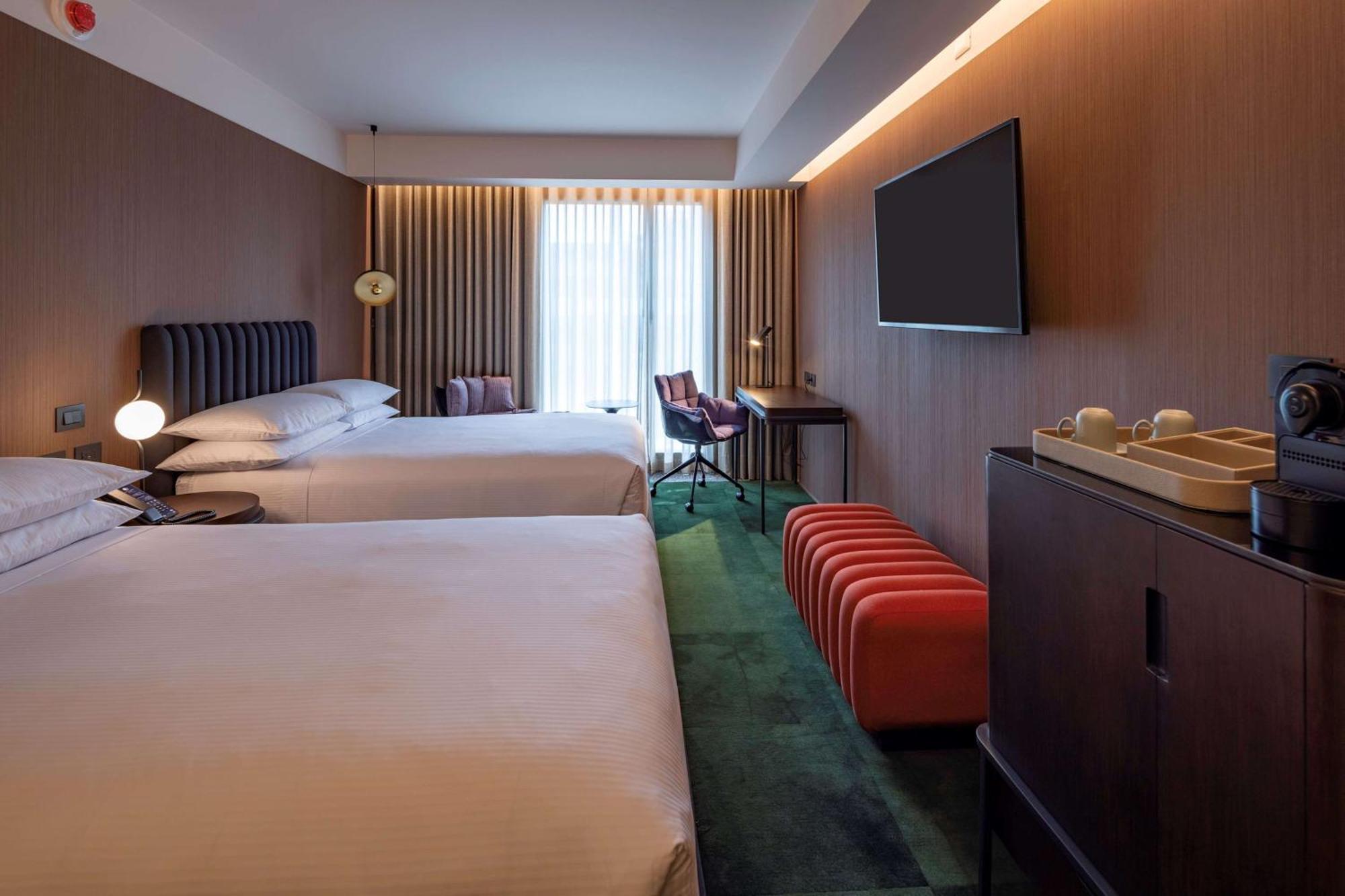 Hotel Doubletree By Hilton Lima San Isidro Esterno foto