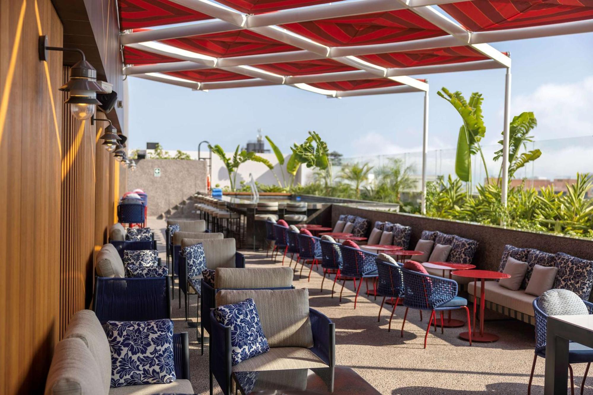 Hotel Doubletree By Hilton Lima San Isidro Esterno foto