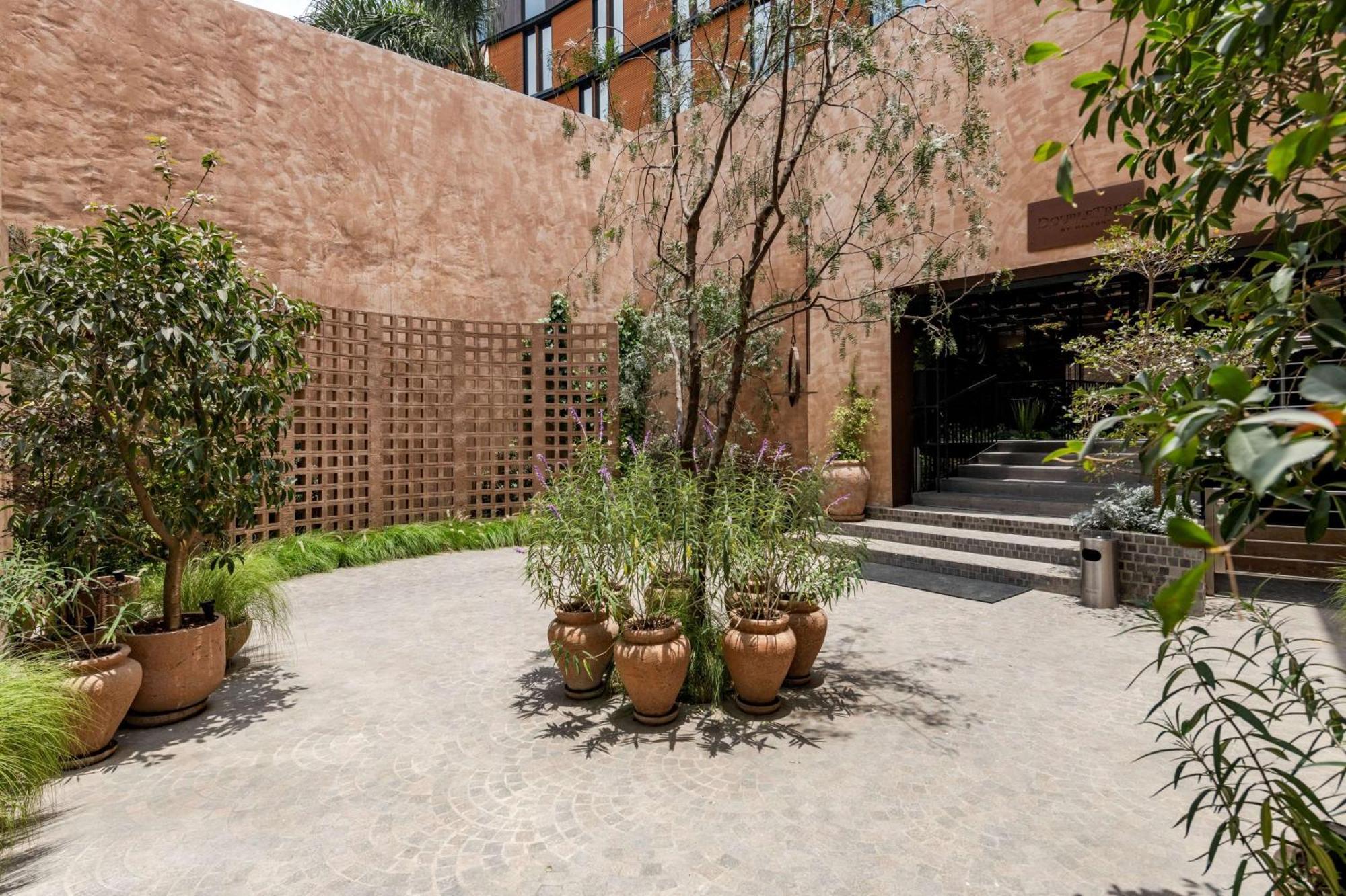 Hotel Doubletree By Hilton Lima San Isidro Esterno foto